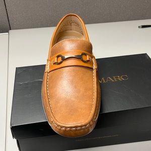 Men’s brown loafer